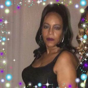 Meet your Posher, Yvette